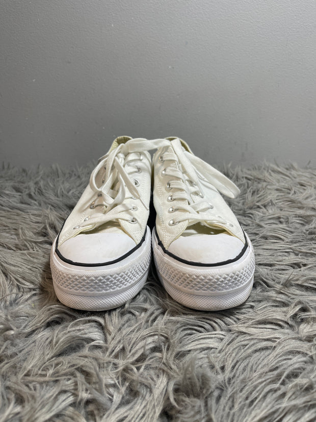 Converse Wht Low Top Sneakers