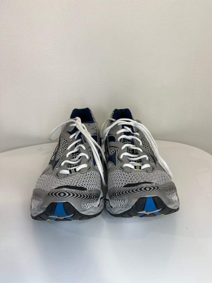 Mizuno Grey/Blue Runners