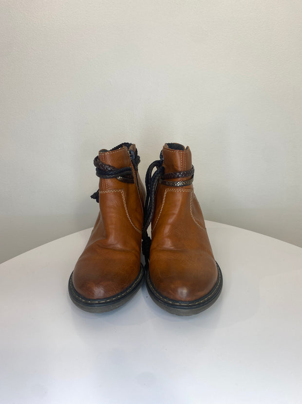 Rieker Tan Brown Leather Boots