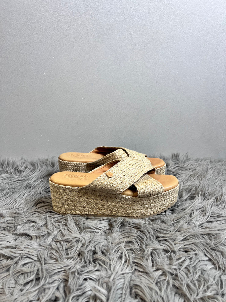 Verbenas Beige Platform Sandal