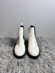 Joe Fresh White Boots