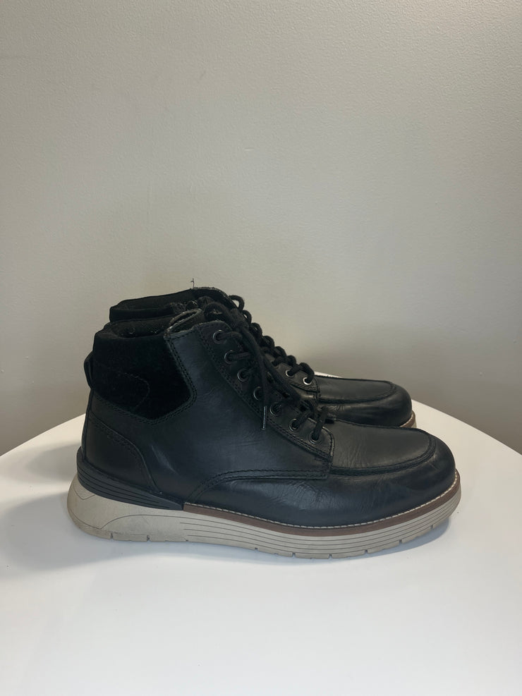 Steve Madden Black Sneakers