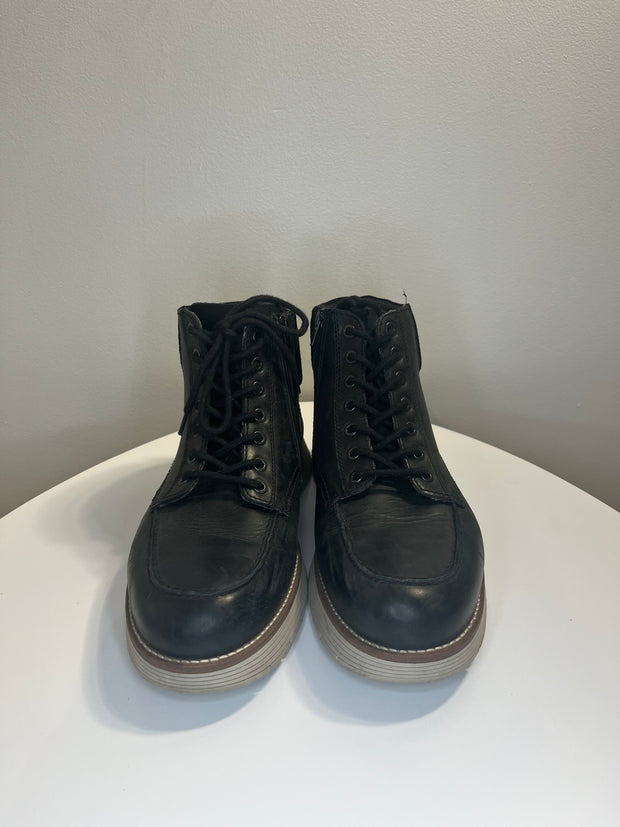 Steve Madden Black Sneakers