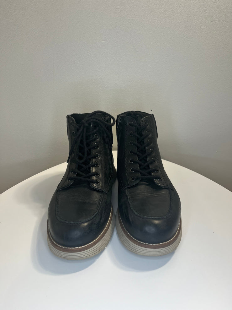 Steve Madden Black Sneakers