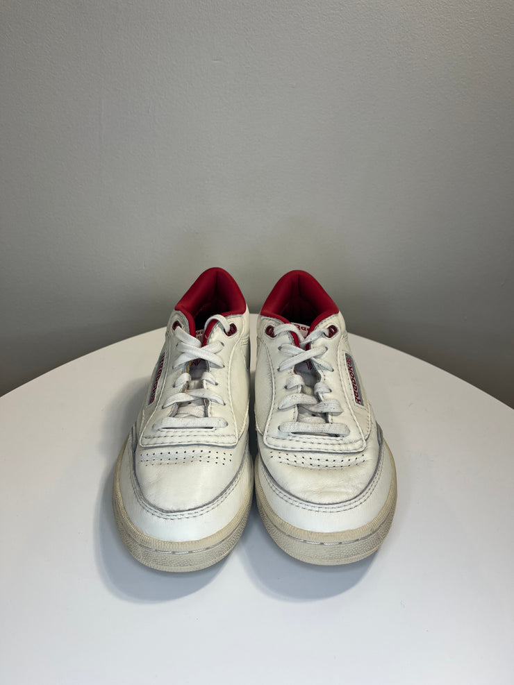 Reebox White/Red Sneakers