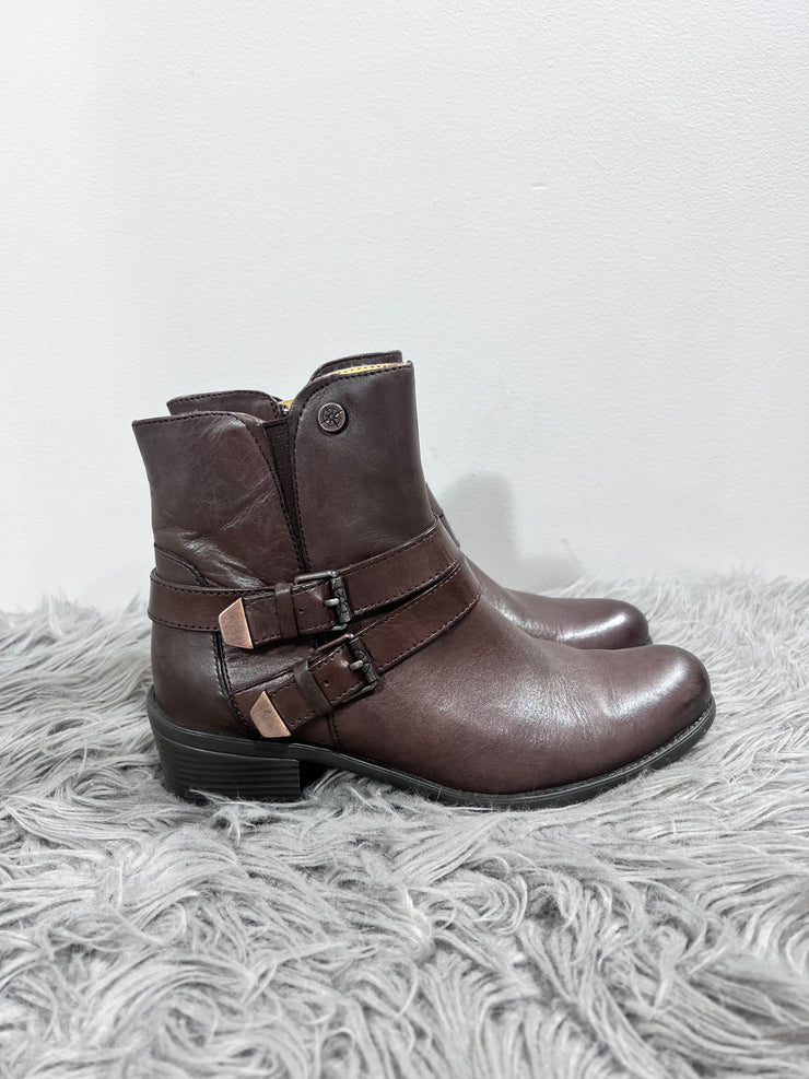 Bussola Brown Boots