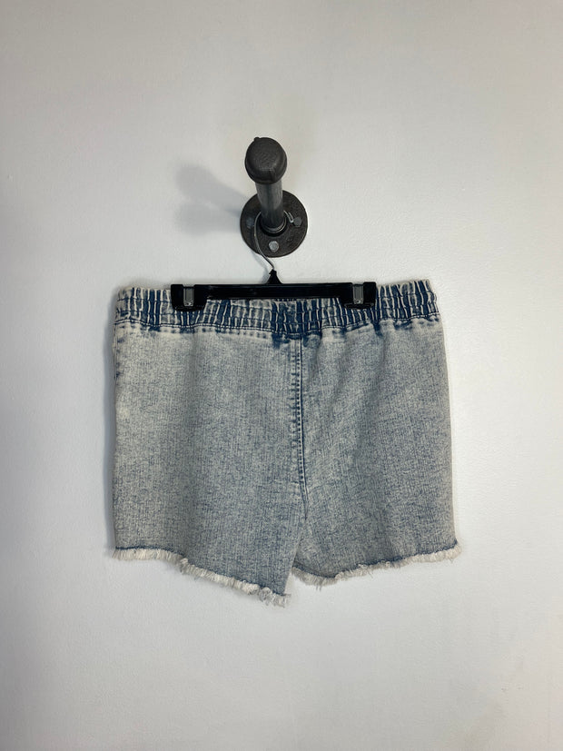 Design Lab Distress Jean Short