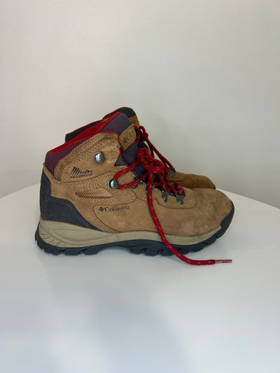 Columbia Brown Hiking Boots