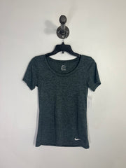 Camiseta gris de Nike