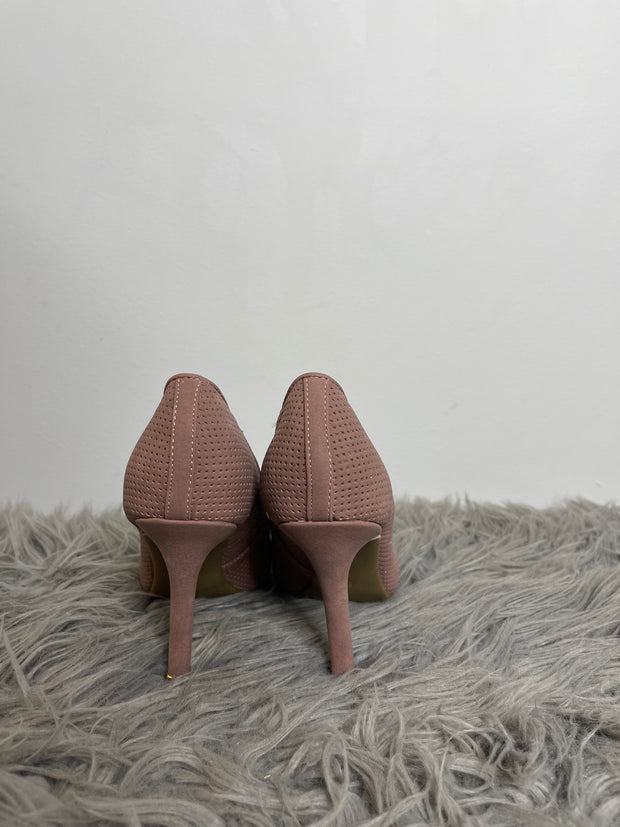 Guess Brown Pointed Heels