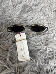 Vinyl Factory Tortoise Sunnies