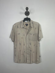 Patag. Beige Pattern Button Up