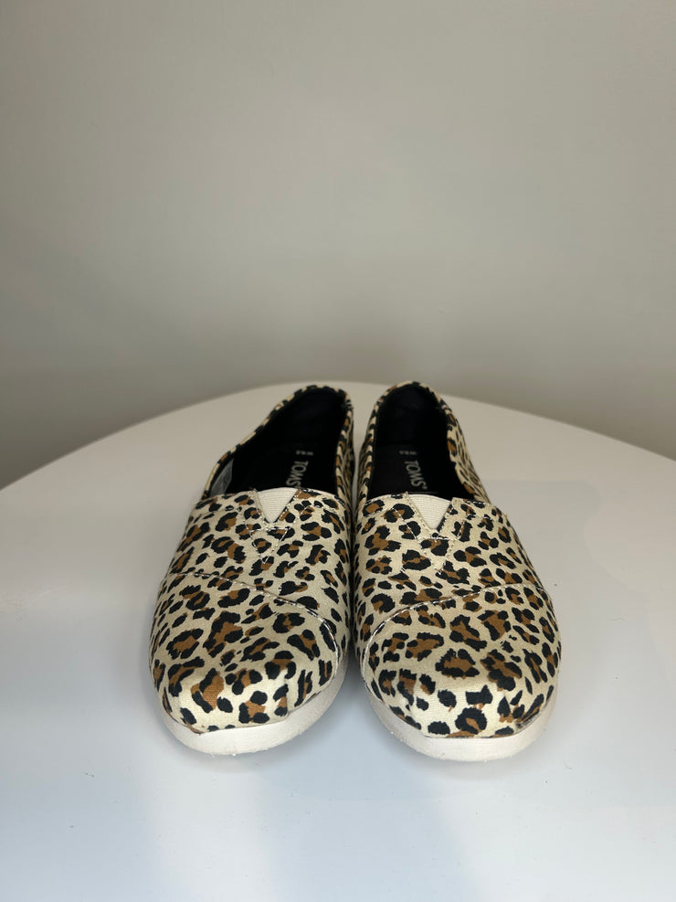 Toms Cheetah Print Slip Ons