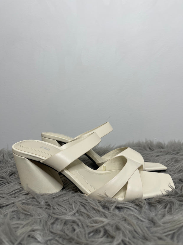 Zara White Heel