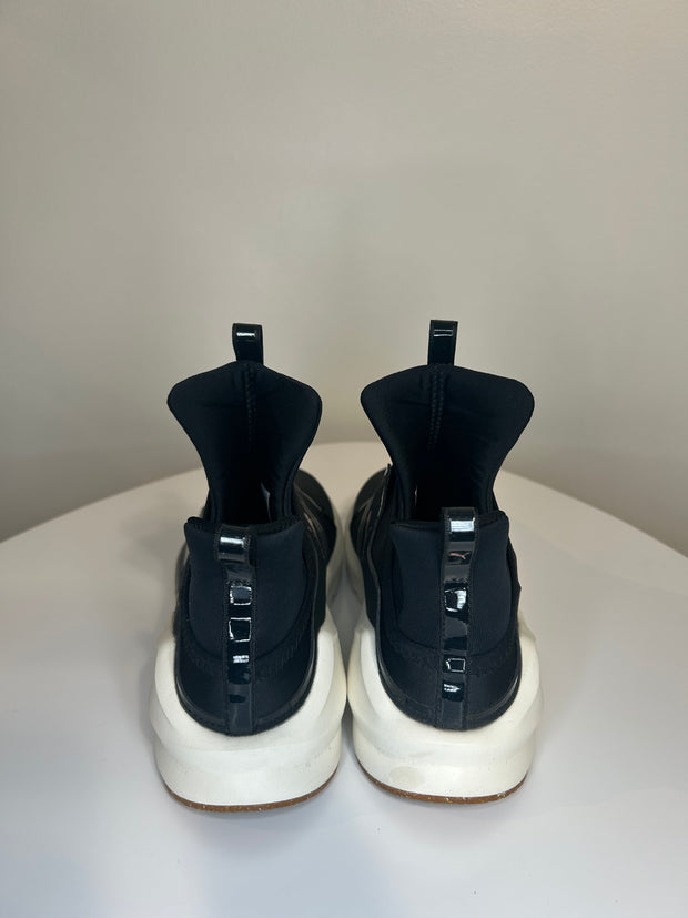 Puma Black Slip-On Runners