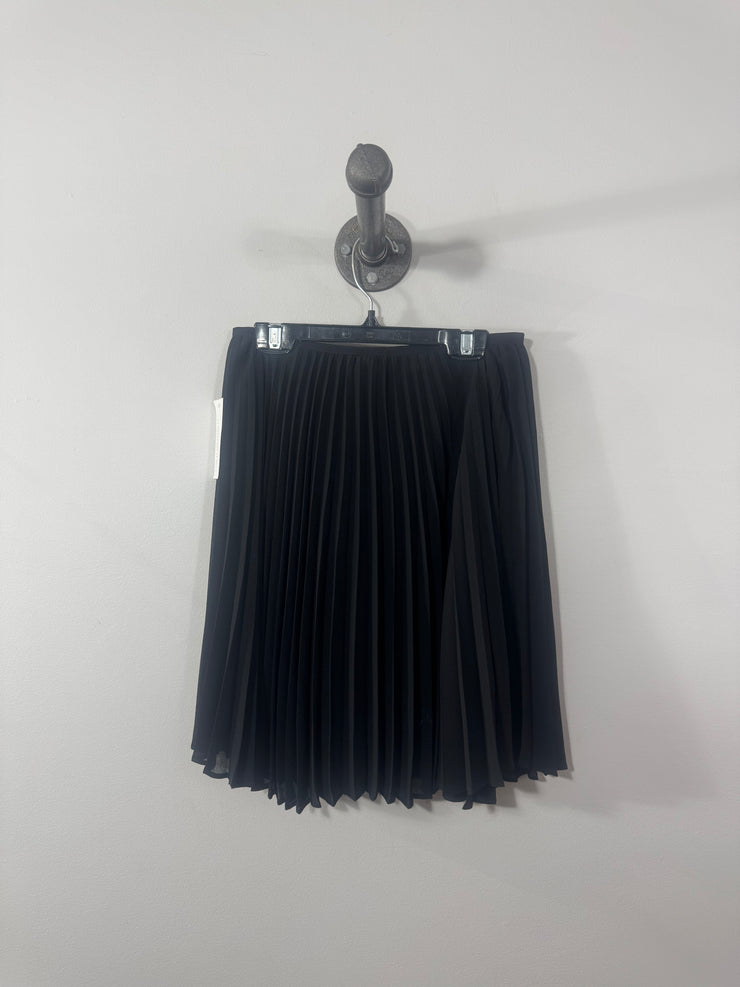 Babaton Blk Pleaded Skirt