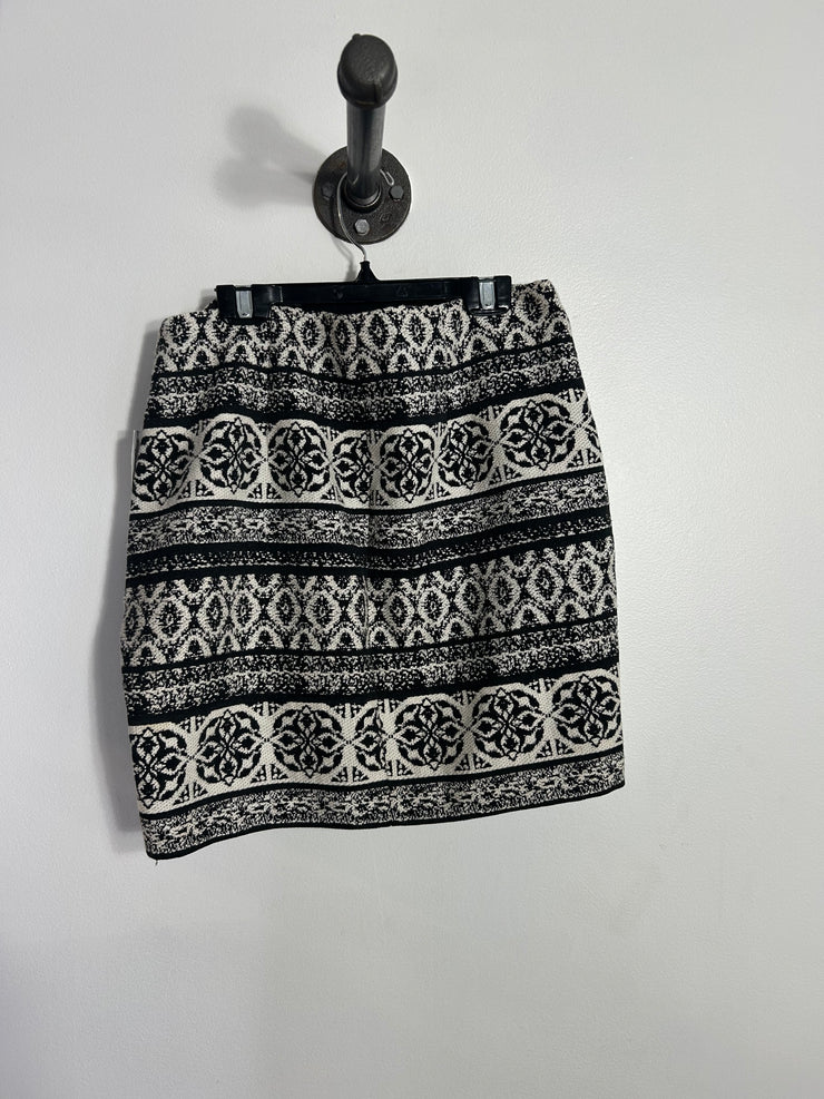 RW & CO Patterned Mini Skirt