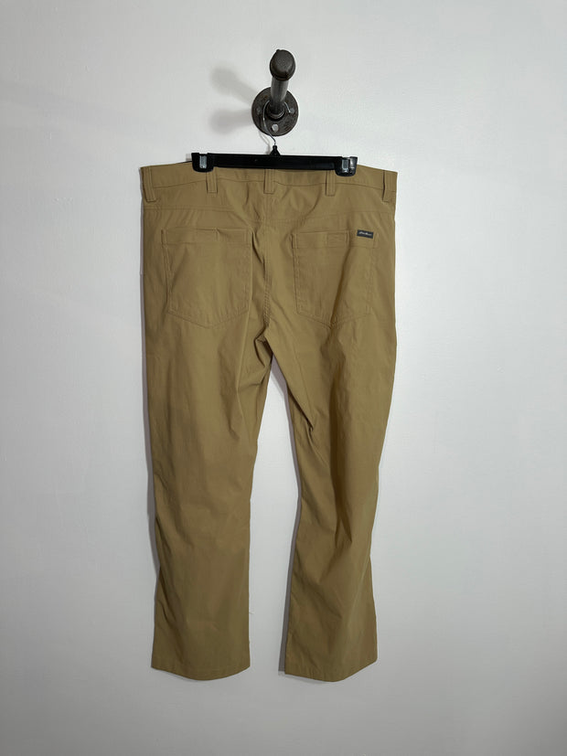 Pantalon droit beige Eddie Bauer