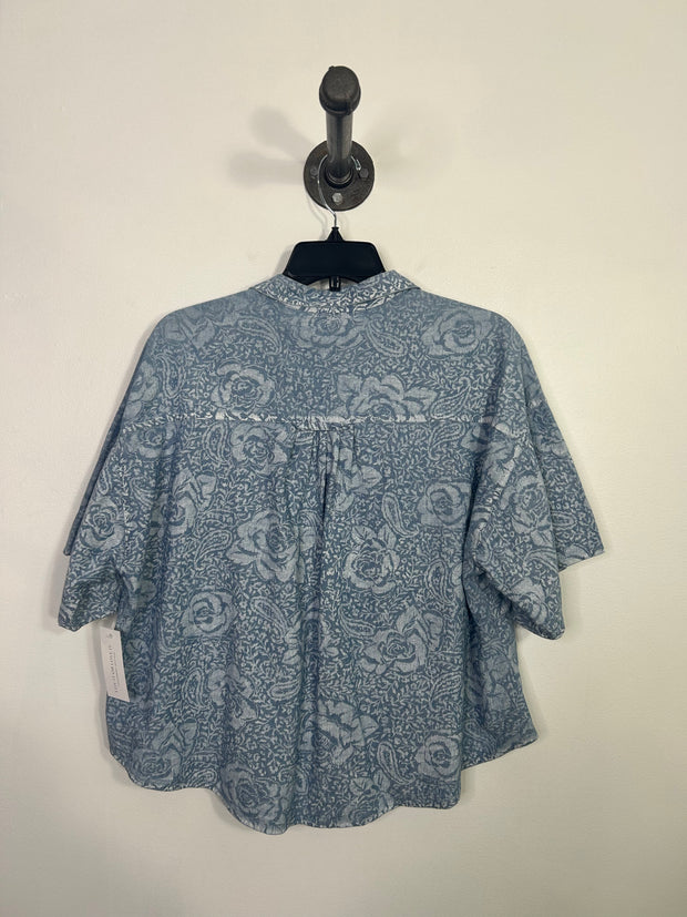 Memories Bl Floral Button Up