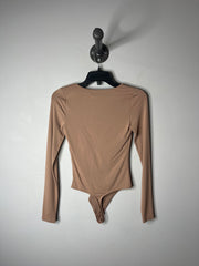 Babaton Tan Lng Slv Bodysuit