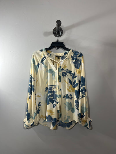 RW&CO Cream/Blue Floral Blouse