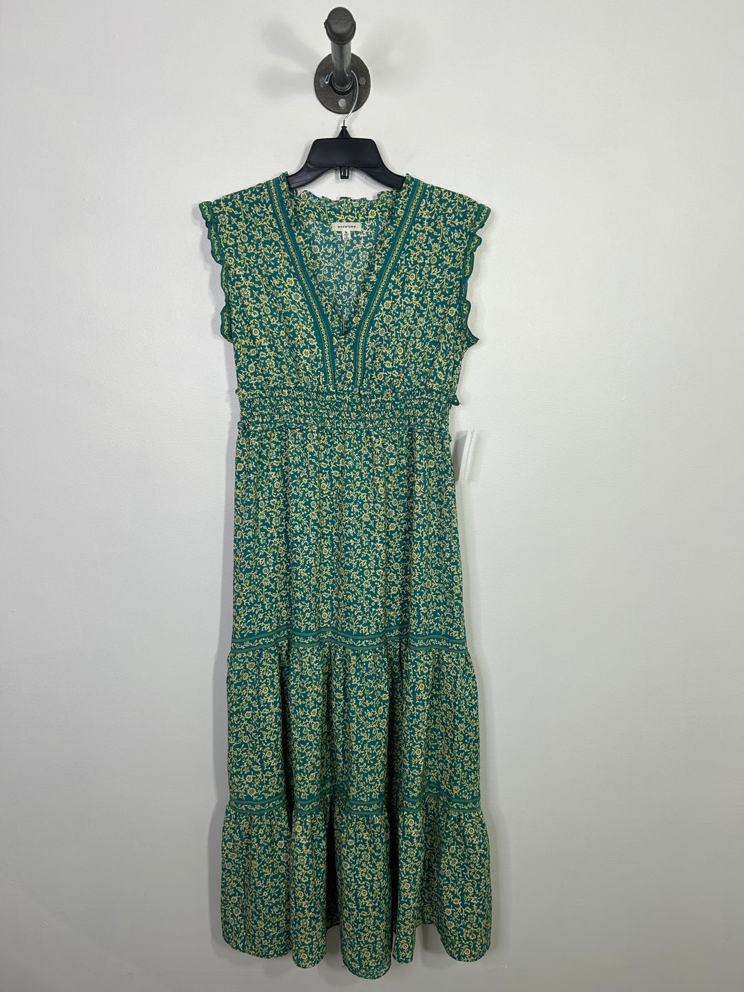 green emerald velvet dress Max Studio Women's Crepe Long Sleeve Tiered Maxi Dress, Green Simple  Signet, Large at Amazon Women's Clothing store