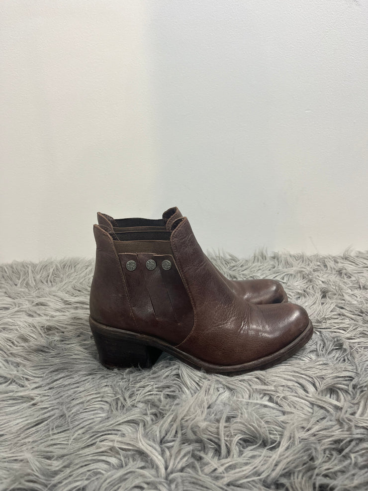 Bueno Brown Ankle Boot