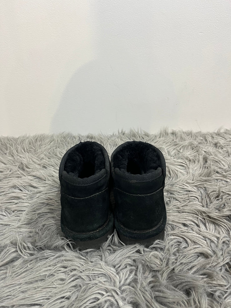 Cloud Nine Sheepskin Blk Boots