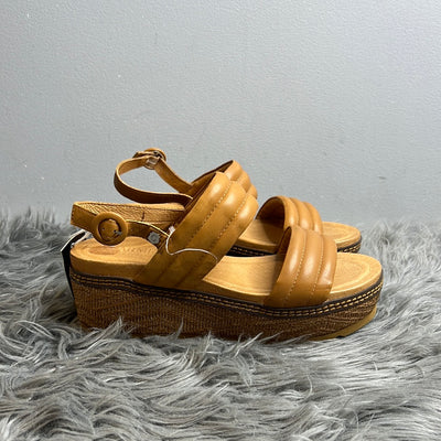 Carmela Brown Platform Sandals
