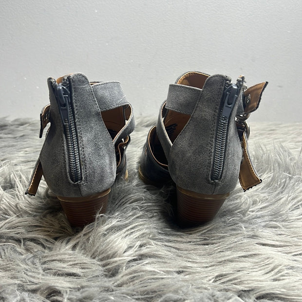 Qupid Grey Strappy Wedges