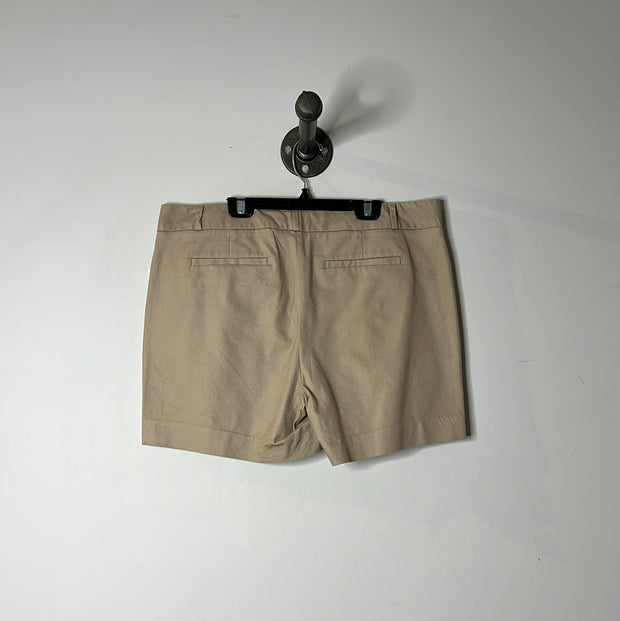 Banana R. Beige Shorts