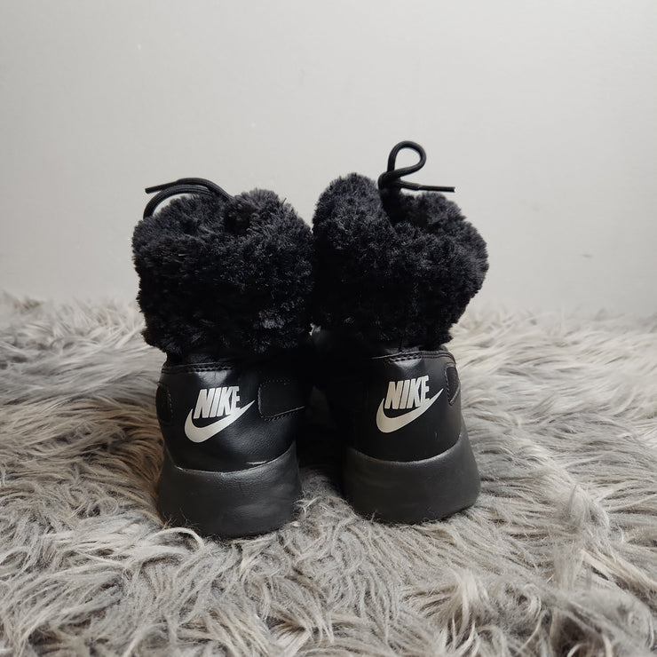 Nike Black Fur Lined Booties