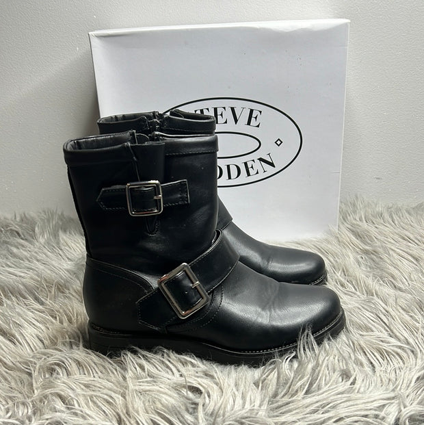 Steve Madden Black Buckle Boot