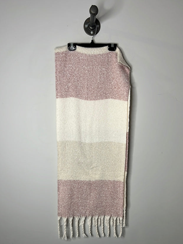 GF White/Pink Scarf