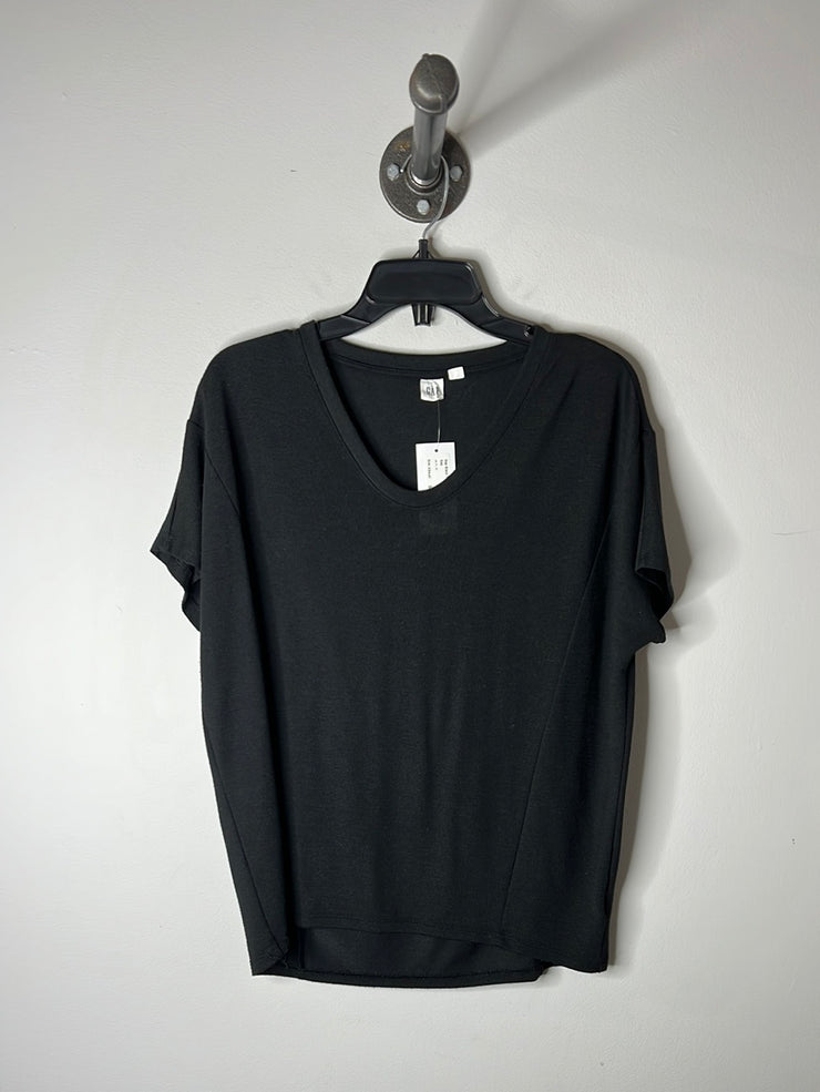 Gap Black T Shirt