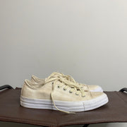 Converse Cream Sneaker