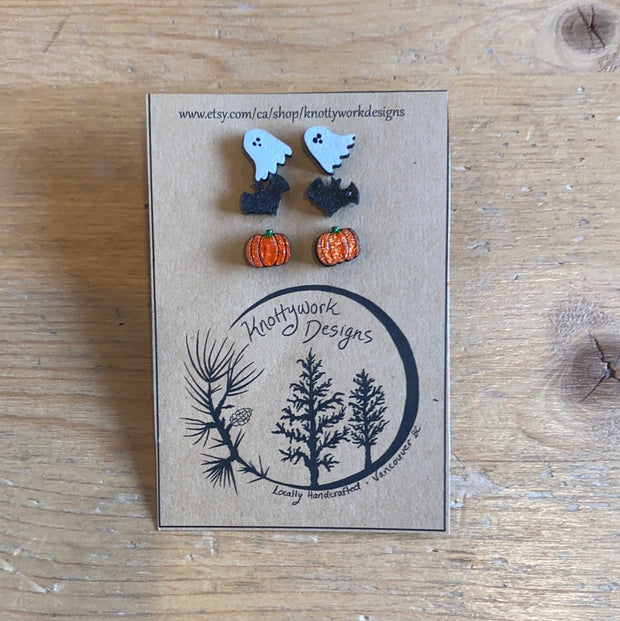 Wood Halloween Stud 3 Pack